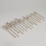 1712 1022 FISH TABLEWARE